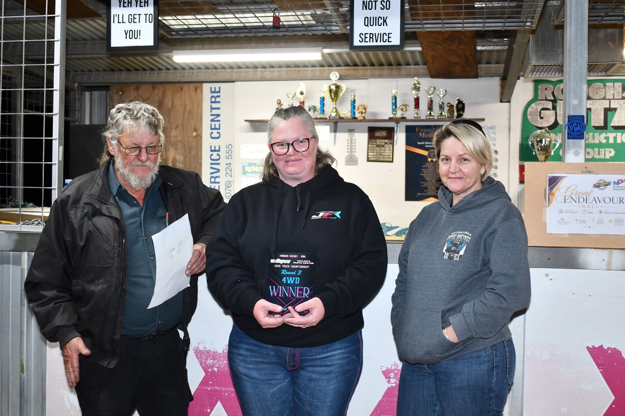 Ray Pascoe, 4WD winner Allison Jannusch and meeting sponsor Paws 'n' Claws owner Jodie Crimmins Ray Pascoe, 4WD winner Allison Jannusch and meeting sponsor Paws 'n' Claws owner Jodie Crimmins